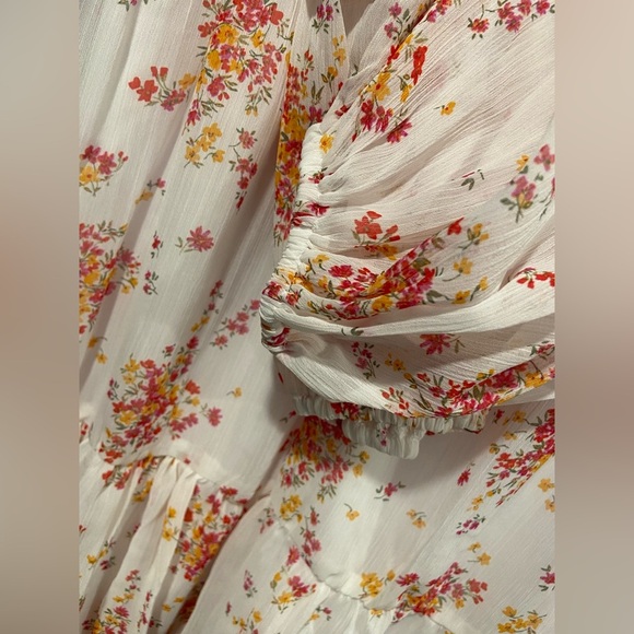 NWT Vince Camuto Size S White Floral Ruffle Flowy Long Sleeve Sheer Mini Dress - Picture 6 of 14